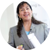 Dr Carolina Valiente